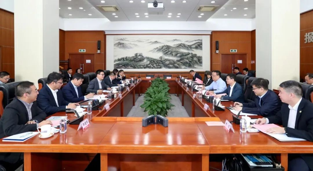 中核集团与上海电气签署全面深化战略合作协议