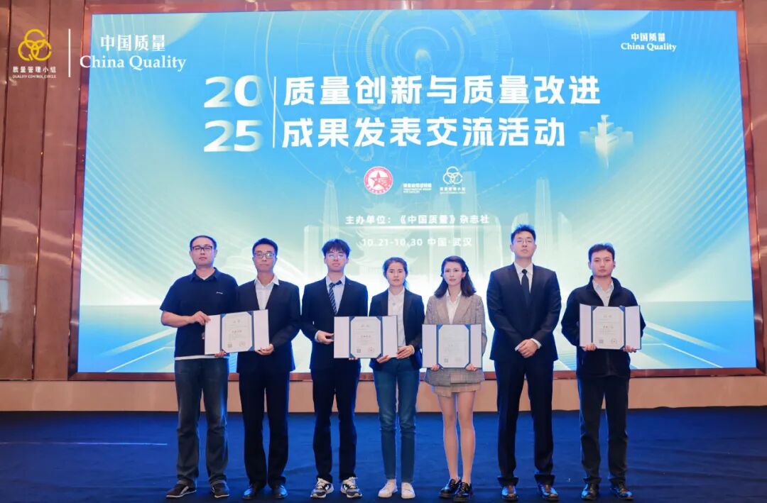 1762502534976598.jpg 6400.jpg