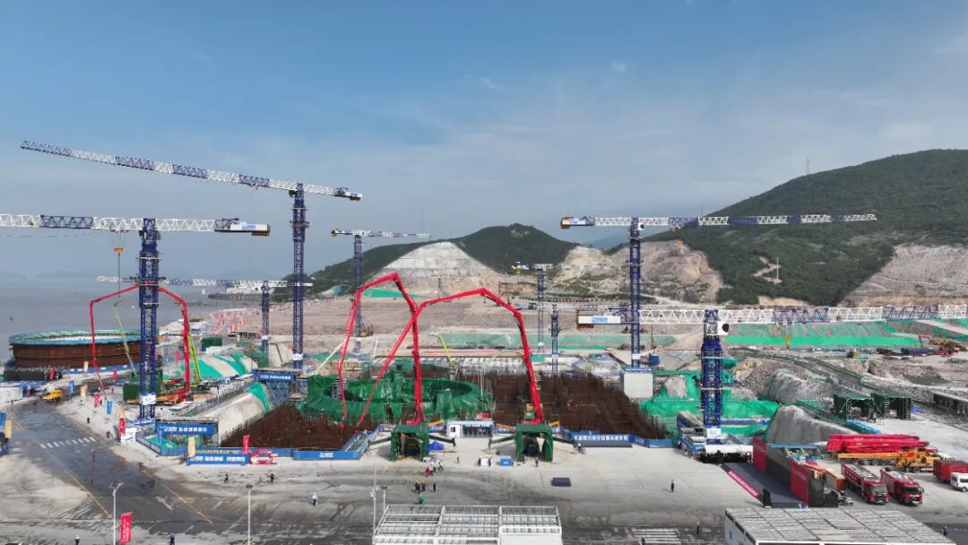 1764837751709500.jpg 6400.jpg