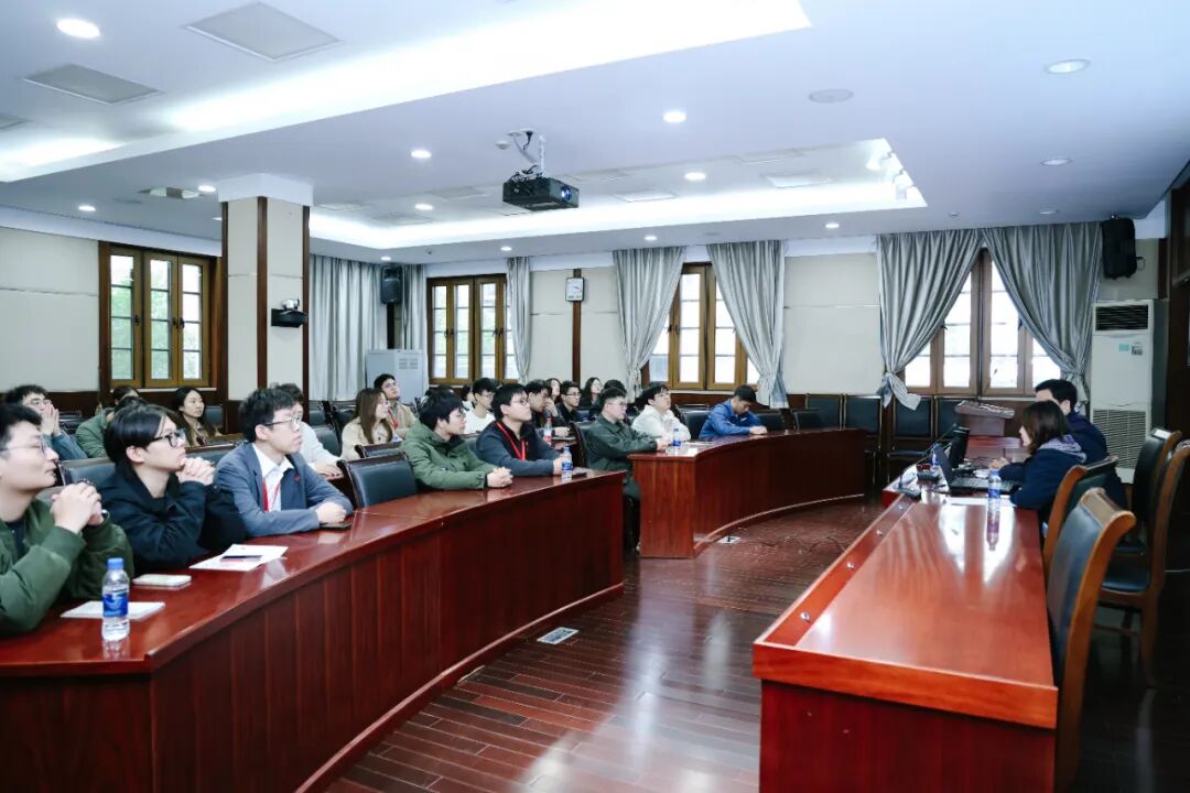 1764897248703917.jpg 6400.jpg