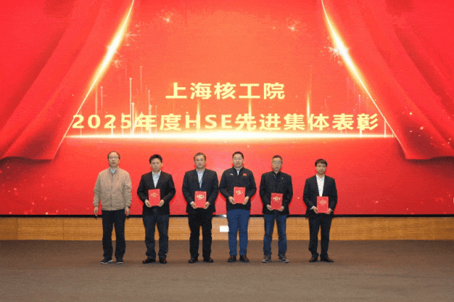 1767687708432353.gif 640.gif