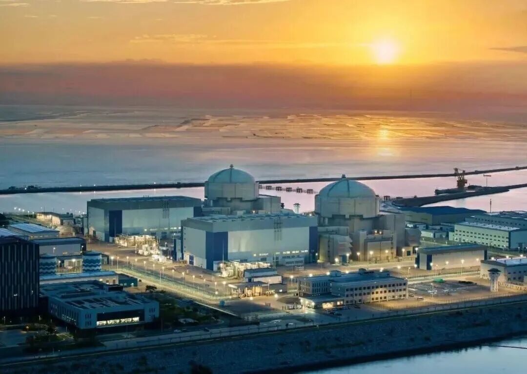 1775729507311884.jpg 6400.jpg