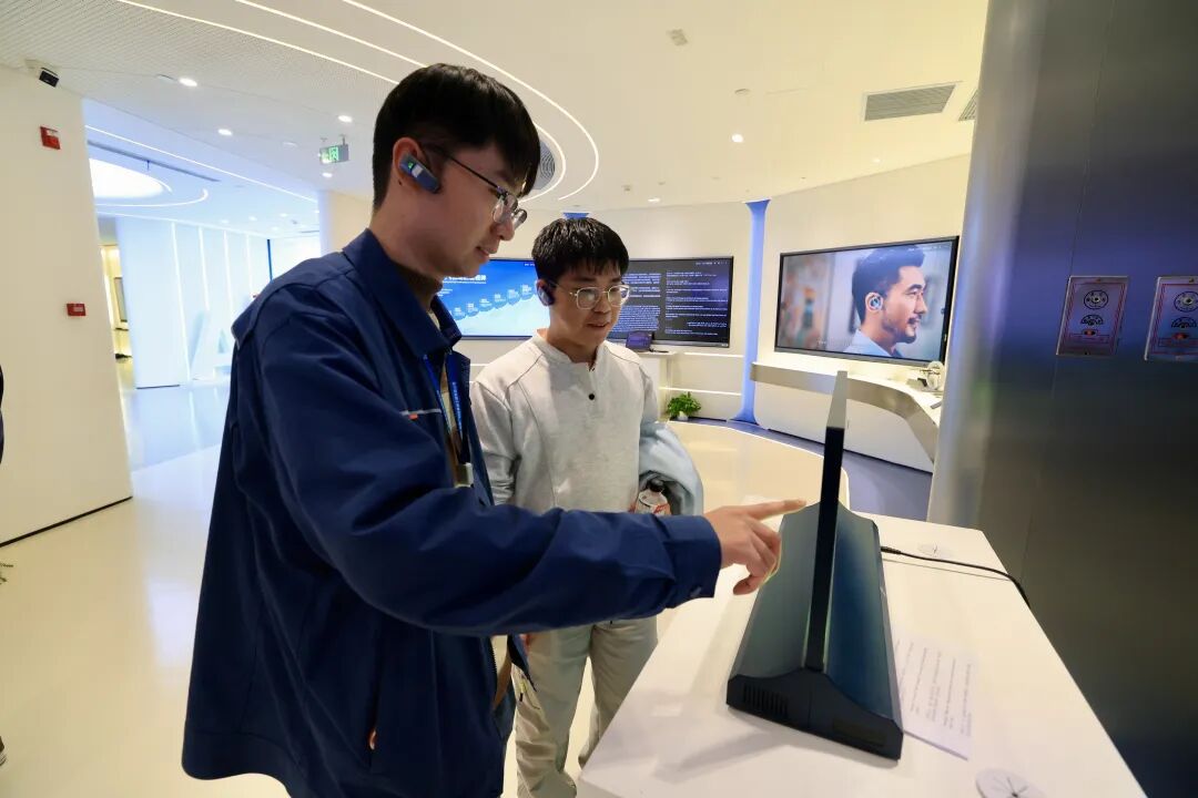 1775782478531884.jpg 6400.jpg