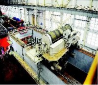 国内首台核电技术环形起重机正式下线