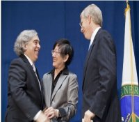 莫尼兹正式出任美国能源部长