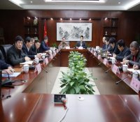 中核华兴公司召开中心组学习（扩大）会