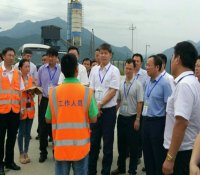 刘华调研在川重点核设施设备运行生产单位