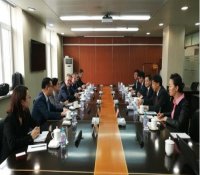 杨长利会见法国法马通公司核燃料业务高级副总裁一行