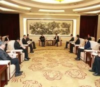李清堂拜会西安市政协主席、西咸新区党工委书记岳华峰