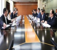 顾军会见加拿大SNC-兰万灵集团执行副总裁一行