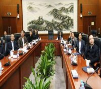 天南海北中核人积极收看庆祝改革开放四十年大会直播