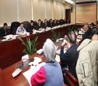 中核集团总部离退休人员座谈会：老干部是企业发展经验宝库