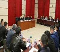 余剑锋与党组管理年轻干部任前集体谈话