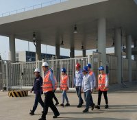 中核五公司副总经理王贵洪到石岛湾项目检查指导工作