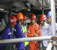 中核五公司“华龙一号”首堆现场以党建联建促业务交流