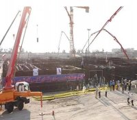 伊朗布什尔核电站2号机组浇筑第一罐混凝土